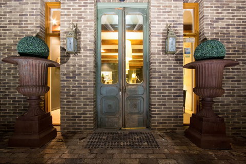 De Russie Boutique Hotel Orange - Holiday Find 1