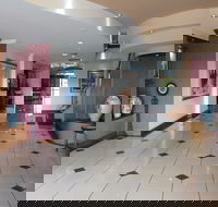 Springwood Tower Apartment Hotel - Holiday Find