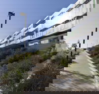 Western Sydney University Village - Campbelltown Campus - Holiday Find