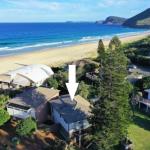 BEACH BAY BEE PET FRIENDLY - Holiday Find 0