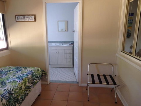 Lazy Lobster Holiday Units & Chalets - Holiday Find 2