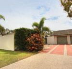 6 Petrie Ave Marcoola Pet Friendly Linen supplied