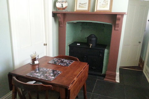 Burra Railway Station Bed & Breakfast - Holiday Find 7