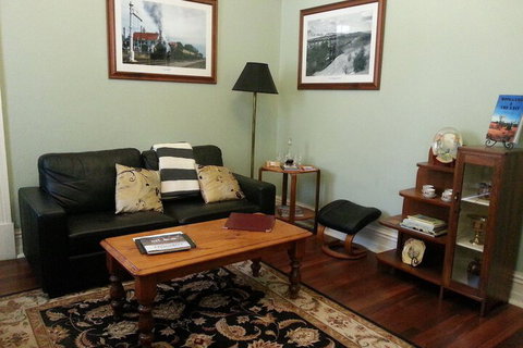 Burra Railway Station Bed & Breakfast - Holiday Find 4