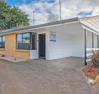 Elkie Villa 2 Bedroom Unit Burnie - Holiday Find