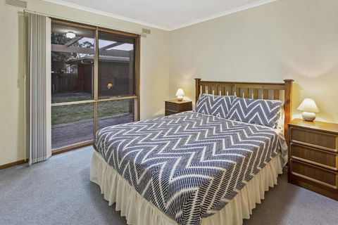 Dolf Inn Pet Friendly & Close To Town - Holiday Find 2