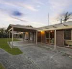 Dolf Inn pet friendly  close to town - Holiday Find