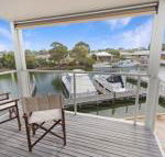 Beach 2 waterfront villa  beach - Holiday Find