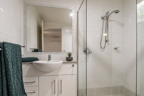 Oceanic 3 - Holiday Find 2