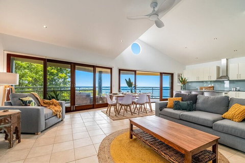 Oceanic 3 - Holiday Find 1