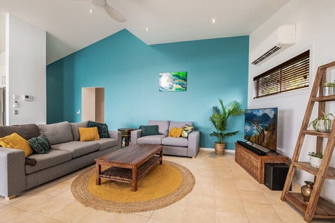 Oceanic 3 - Holiday Find 7