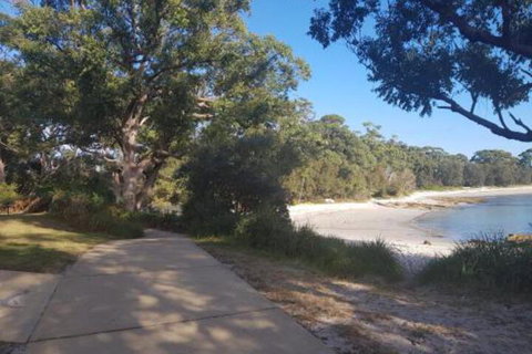 Excellent St. Granny Flat - Holiday Find 5