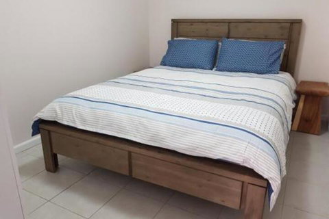 Excellent St. Granny Flat - Holiday Find 7