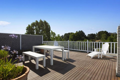 Lake Daylesford Country House - Holiday Find 1