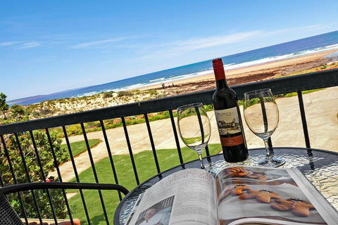 Right On The Beach At Moana - Holiday Find 6