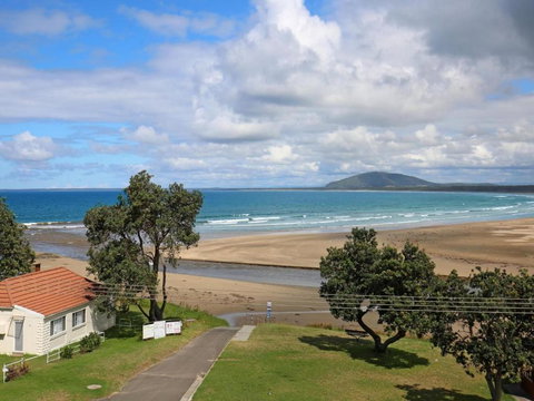 The Rotunda At Gerroa Pet Friendly Beachfront - Holiday Find 4