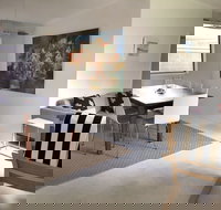 Shipley at Portsea - Holiday Find