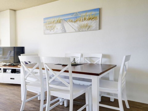 Ebbtide 3 On Main Beach! - Holiday Find 4