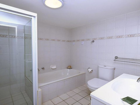 Ebbtide 3 On Main Beach! - Holiday Find 5