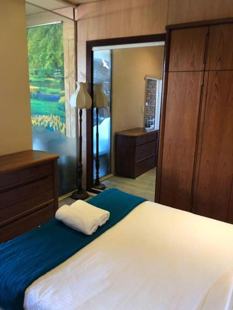 Retro 1bedroom StudioClose To Airport & CBD - Holiday Find 3