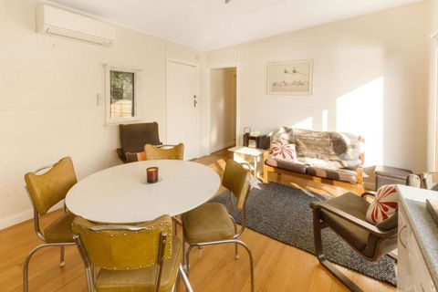 Lakescapes Cottage 180 Degree Panoramic Views - Holiday Find 4