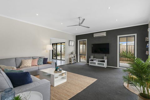 Beached AS Free Wifi Netflix & Foxtel Heated Pool - Holiday Find 7