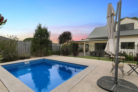 Beached AS Free Wifi Netflix & Foxtel Heated Pool - Holiday Find 2