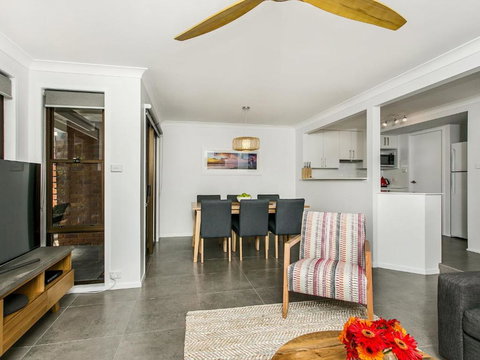 Calinda Sol 12 - Holiday Find 6