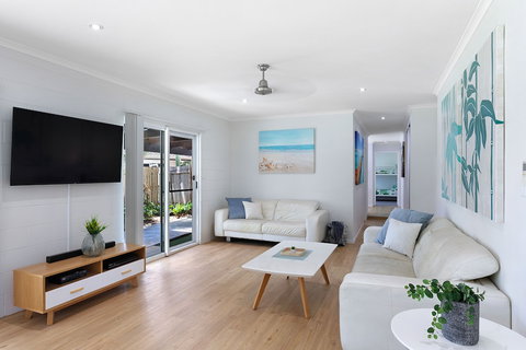 Whitsunday Palms - Holiday Find 0