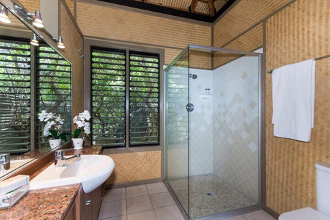 On The Beach - Holiday Find 3