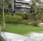Green Point Lakehouse - Holiday Find