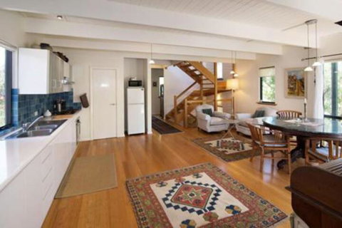 Orion Studio With Ocean Views - Holiday Find 0