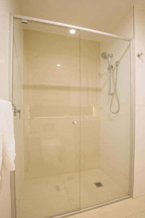 Roseberry Apartment For Travelling Couple In Green Square - Holiday Find 2