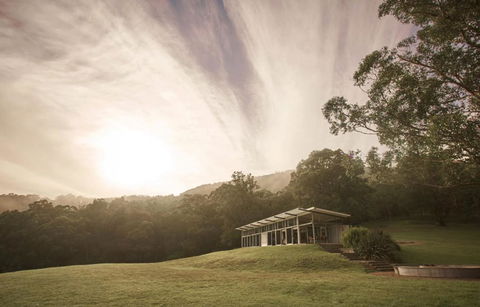 Bundaleer Architect Designed Stunning Views! - Holiday Find 4