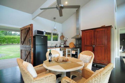 Willabrook Retreat Mojo Cottage Romantic Escape! - Holiday Find 4