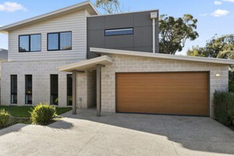 Summer Breeze Free Wifi & Netflix Inlet Side Central Location - Holiday Find 0