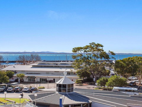 Nelson Bay CBD Apartment No.41 Nelson Towers - Holiday Find 4