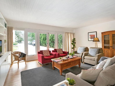 Hardigreen Park Spacious With Tennis Court - Holiday Find 5