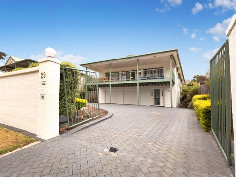 DROMANA BAY VIEWS DROMANA - Holiday Find 1