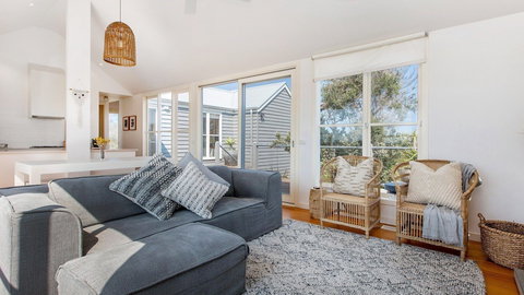 Dimmicks Retreat 300m To Beach - Holiday Find 2