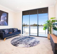 SP246 Brandnew modern Apt in Penrith with parking - Holiday Find