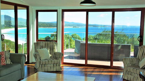 DOLPHIN LOOKOUT COTTAGE Amazing Views Of The Bay Of Fires - Holiday Find 3