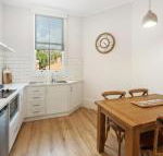 Little Hopwood Apartments No2 - Holiday Find