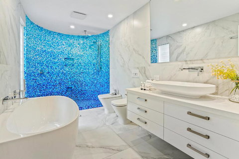 Naturally Majestic Noosa Heads - Holiday Find 1