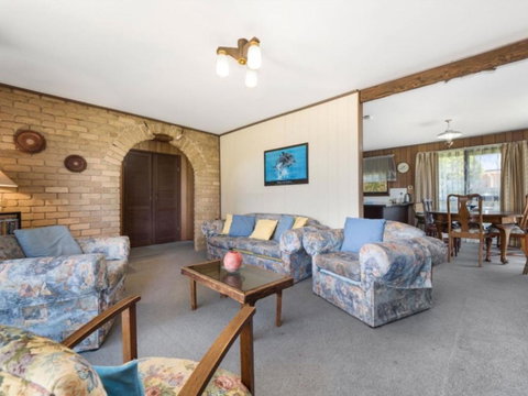 Raymond Cottage - Holiday Find 1