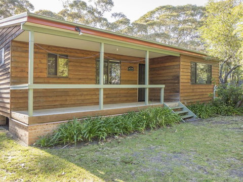 Centre Street 10 Lake Tabourie - Holiday Find 2