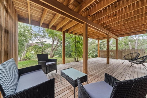 Chic Beach Studio - Holiday Find 5