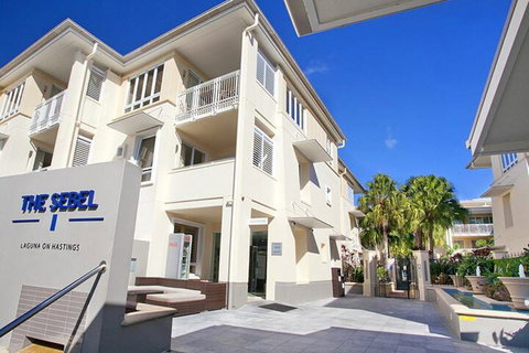 Hastings Street Unit Across Road From Beach Unit 524 32 Hastings Street - Holiday Find 1