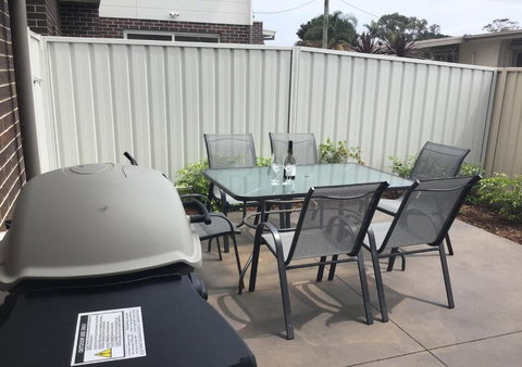 Discover Warilla Bright & Airy Townhouse Near The Beach & Lake - Holiday Find 2