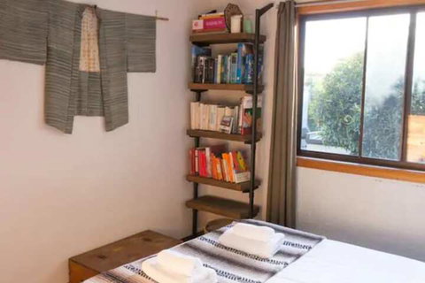 Charming Cottage With Leafy Courtyard - Holiday Find 4